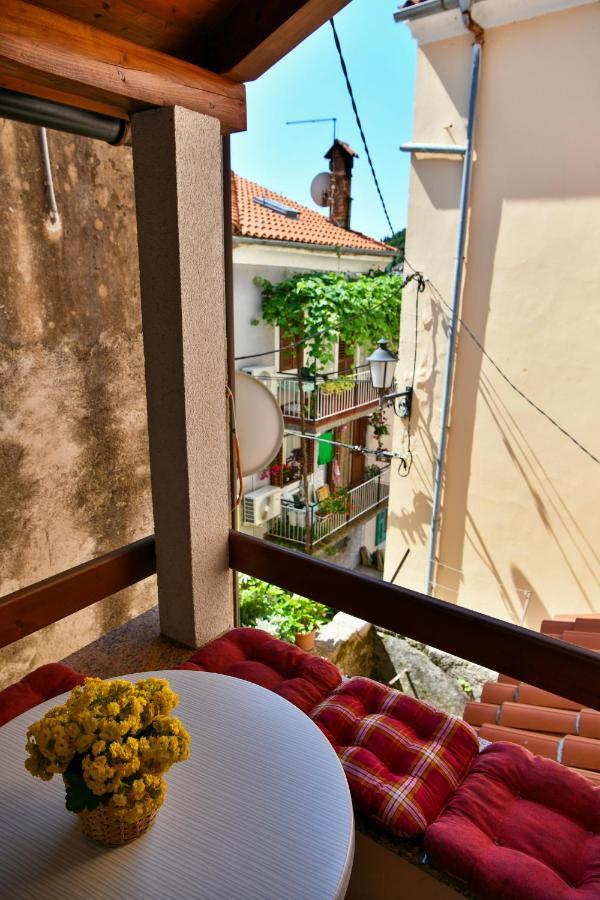 Dolores Old Town * Moscenicka Draga